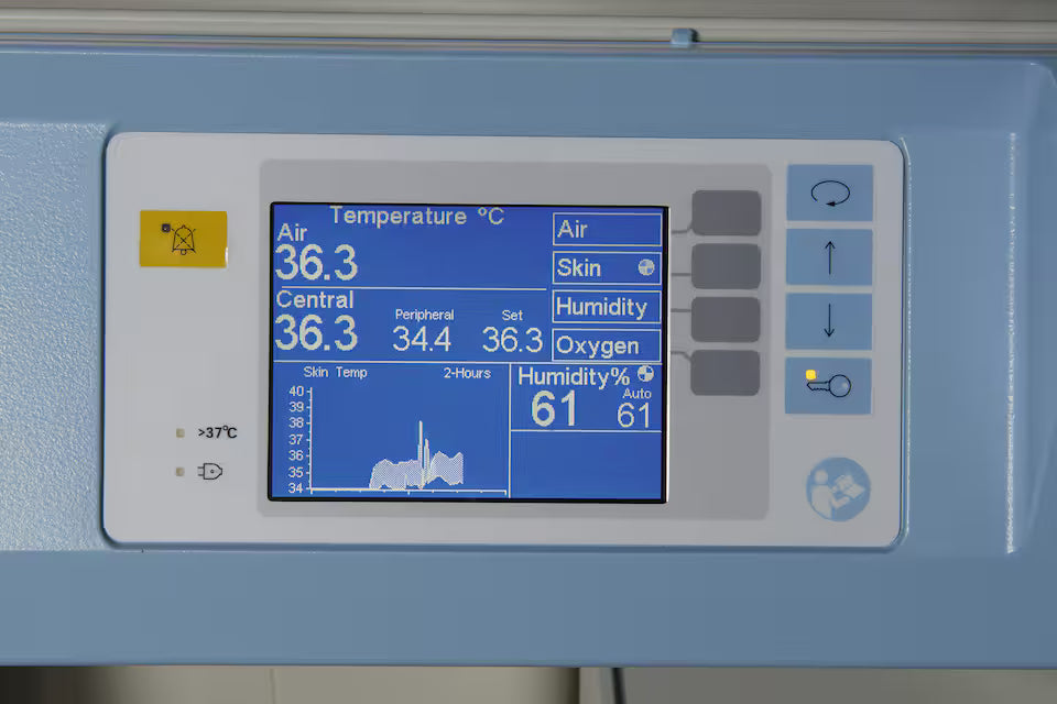 Draeger Isolette 8000 Incubator SelfiMed UK