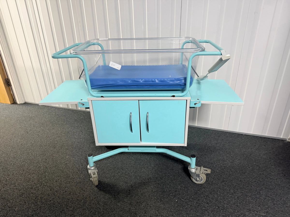 Bristol Maid Electric Baby Cot with Controller, Battery and Mattress - SelfiMed UK