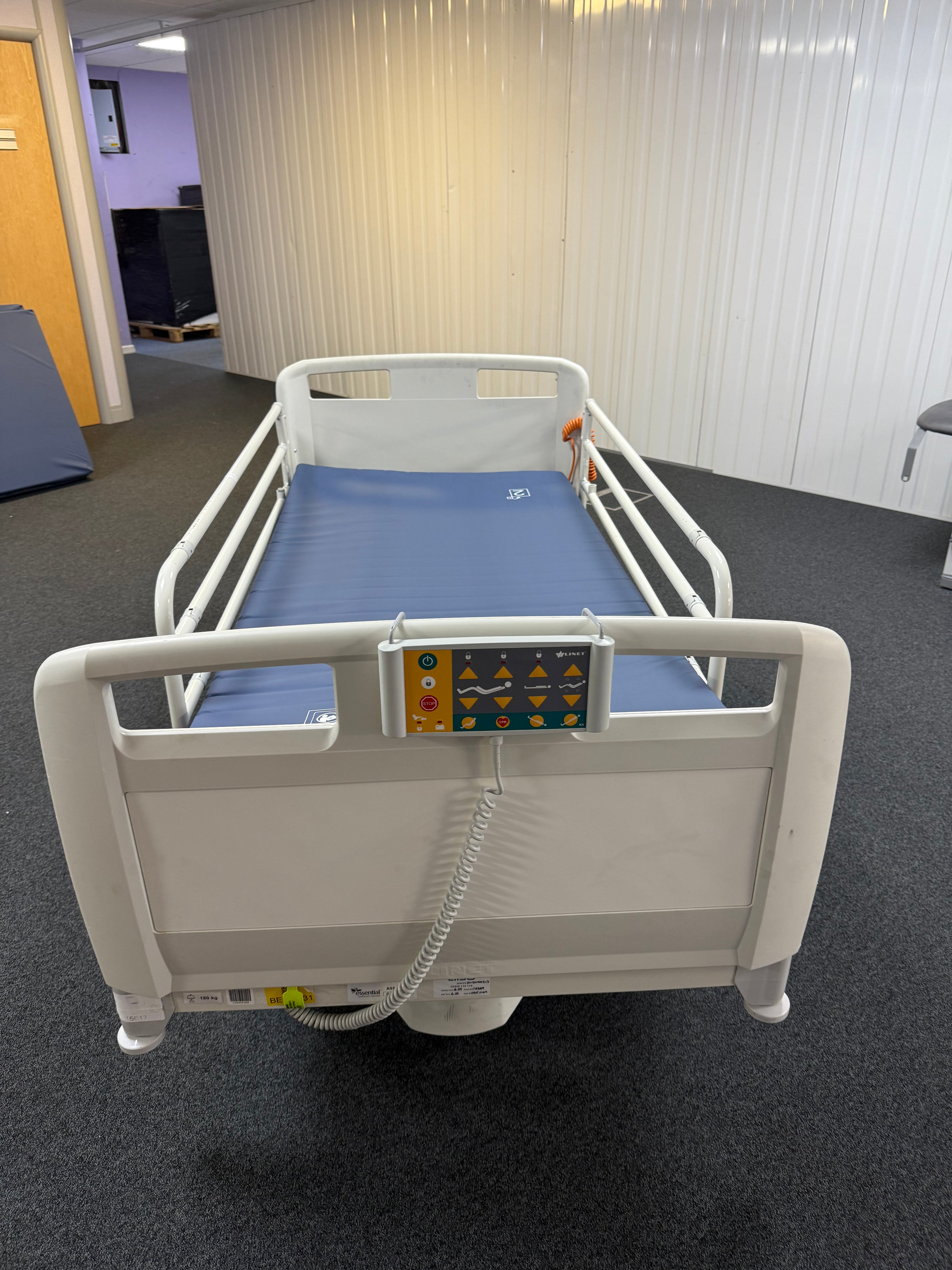 Electric pediatric bed with CPR function from Linet