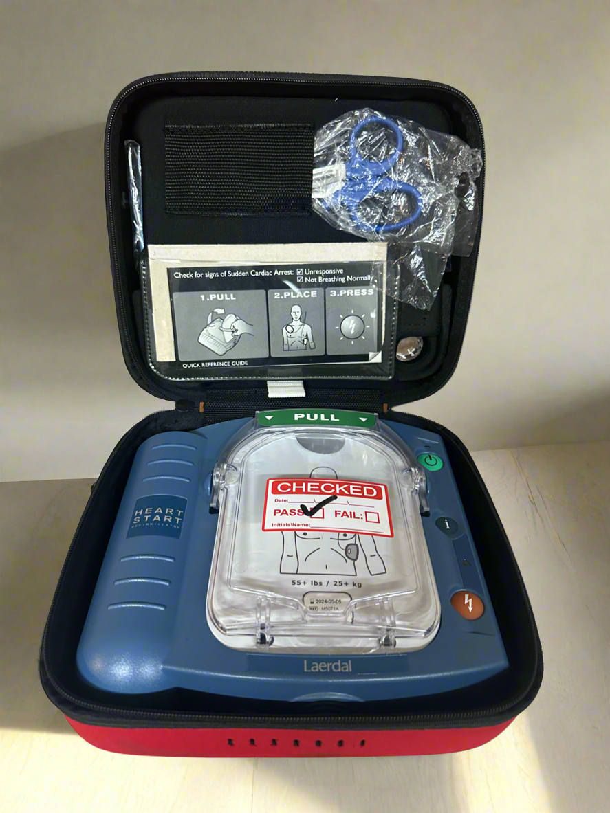 Philips/Laerdal HS1 AED Defibrillator with Pads & Carry Case