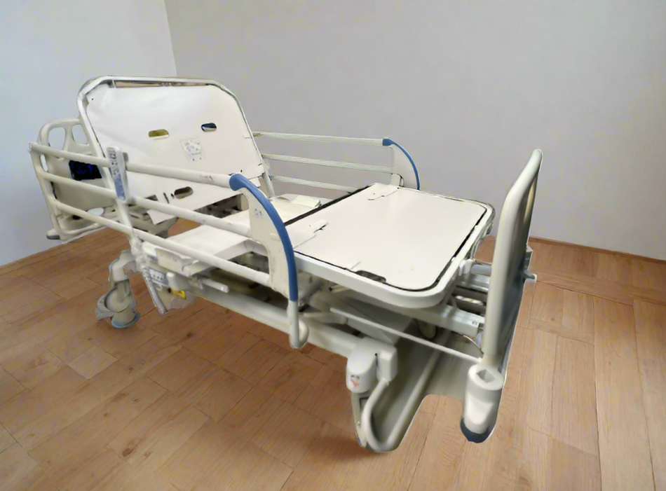 Hill-Rom Electric Patient Bed LI900B2 with long siderails with mattress