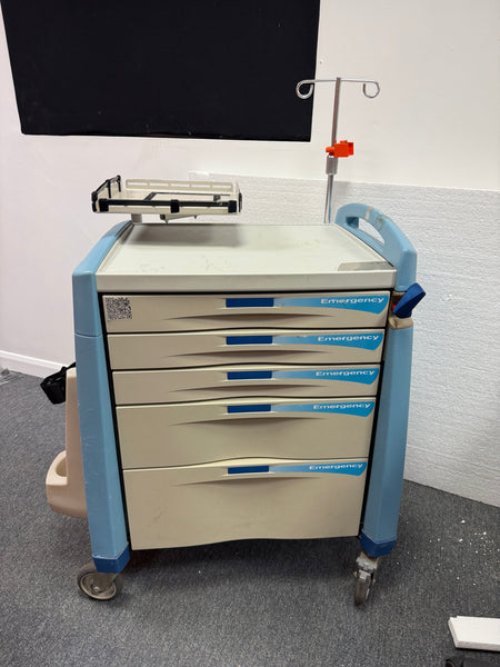 Medical crash cart with breakaway lock and smooth drawer design