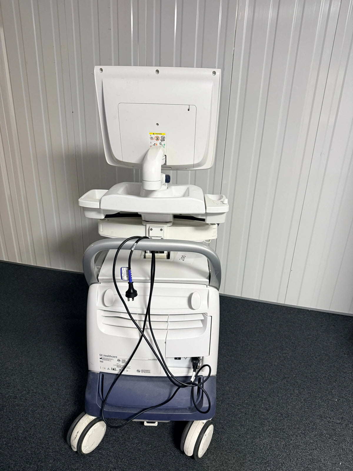 GE Logiq E9 Flat Screen Ultrasound Scanner Model 5205000-4 (2010) with with Sony UP-D897 Digital Graphic Printer SelfiMed UK