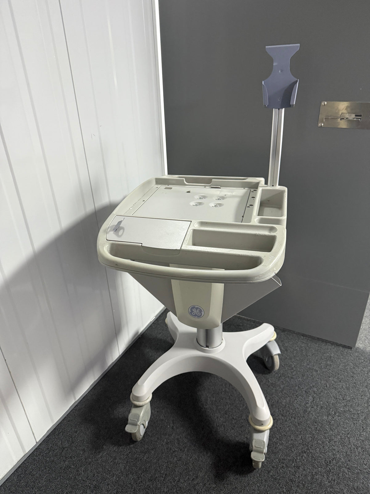 Original GE Marquette MAC 5500 EKG Machine / ECG RollStand  SelfiMed UK