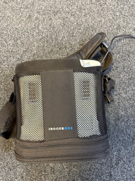 Inogen One G3 concentrator with LCD display close-up