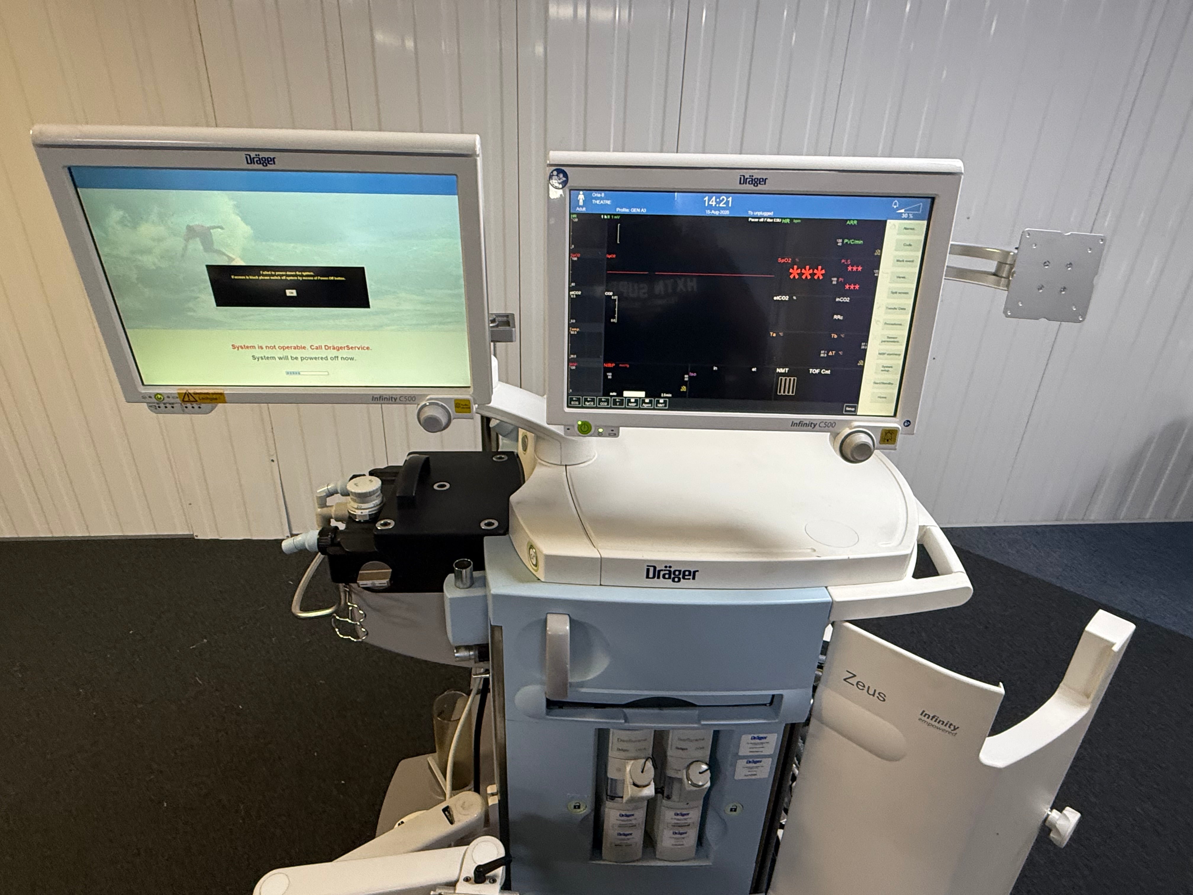 Integrated patient monitor and anaesthesia agent control