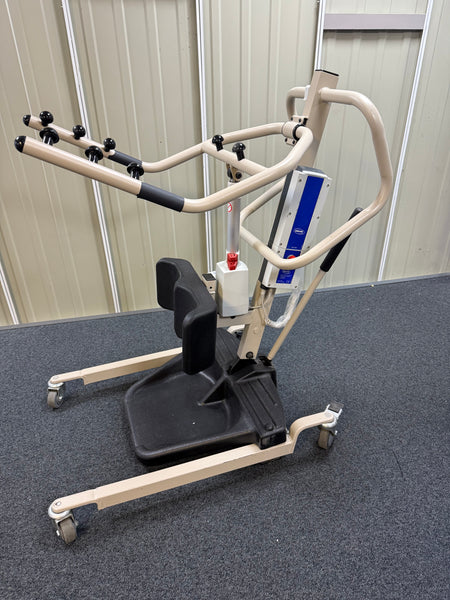 Invacare Reliant 350 hoist with padded knee support