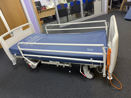 Linet children's hospital bed with adjustable height and rails