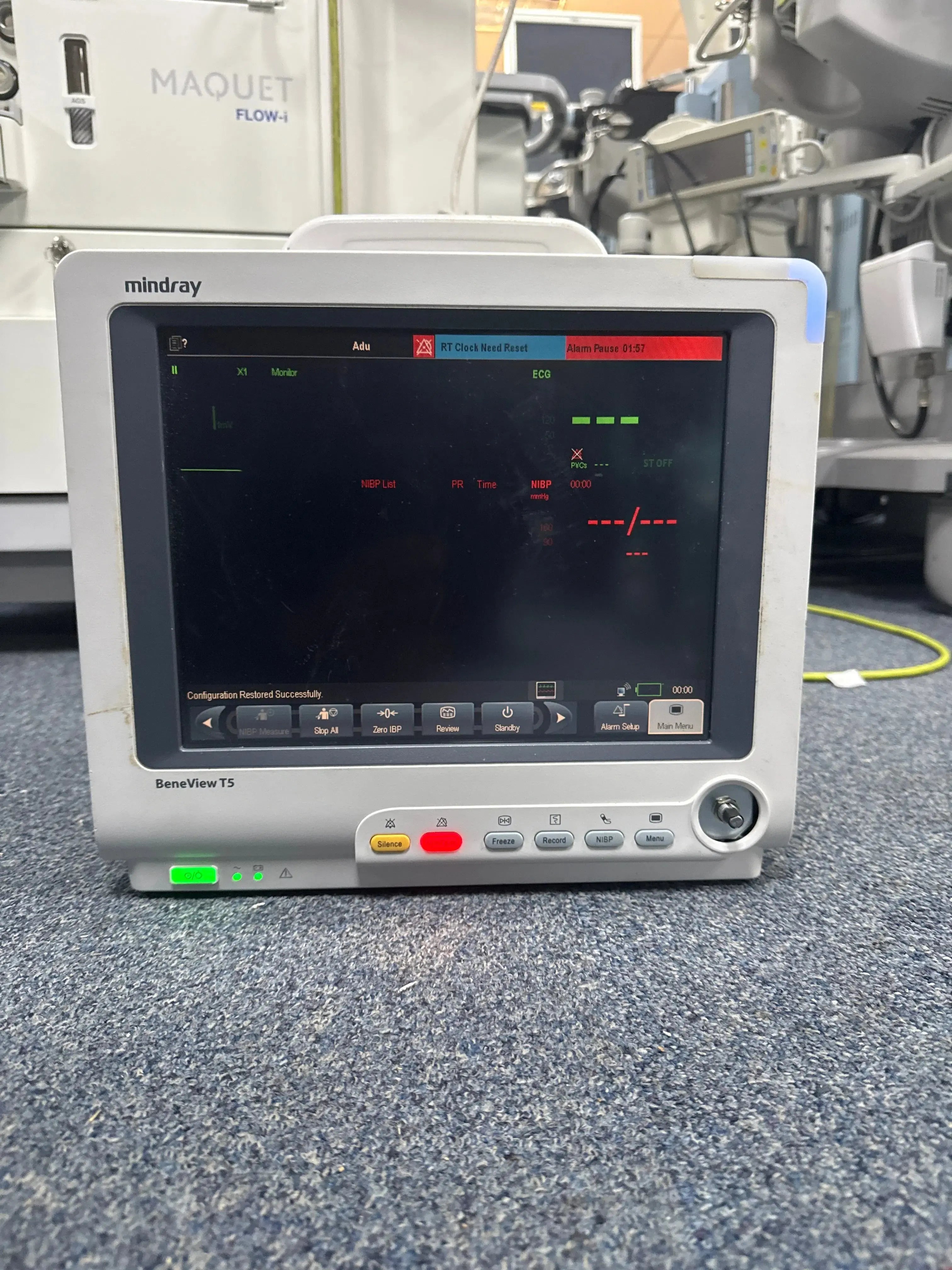 Mindray Beneview T5 Patient Monitor with ECG SpO2 NIBP Temp SelfiMed UK