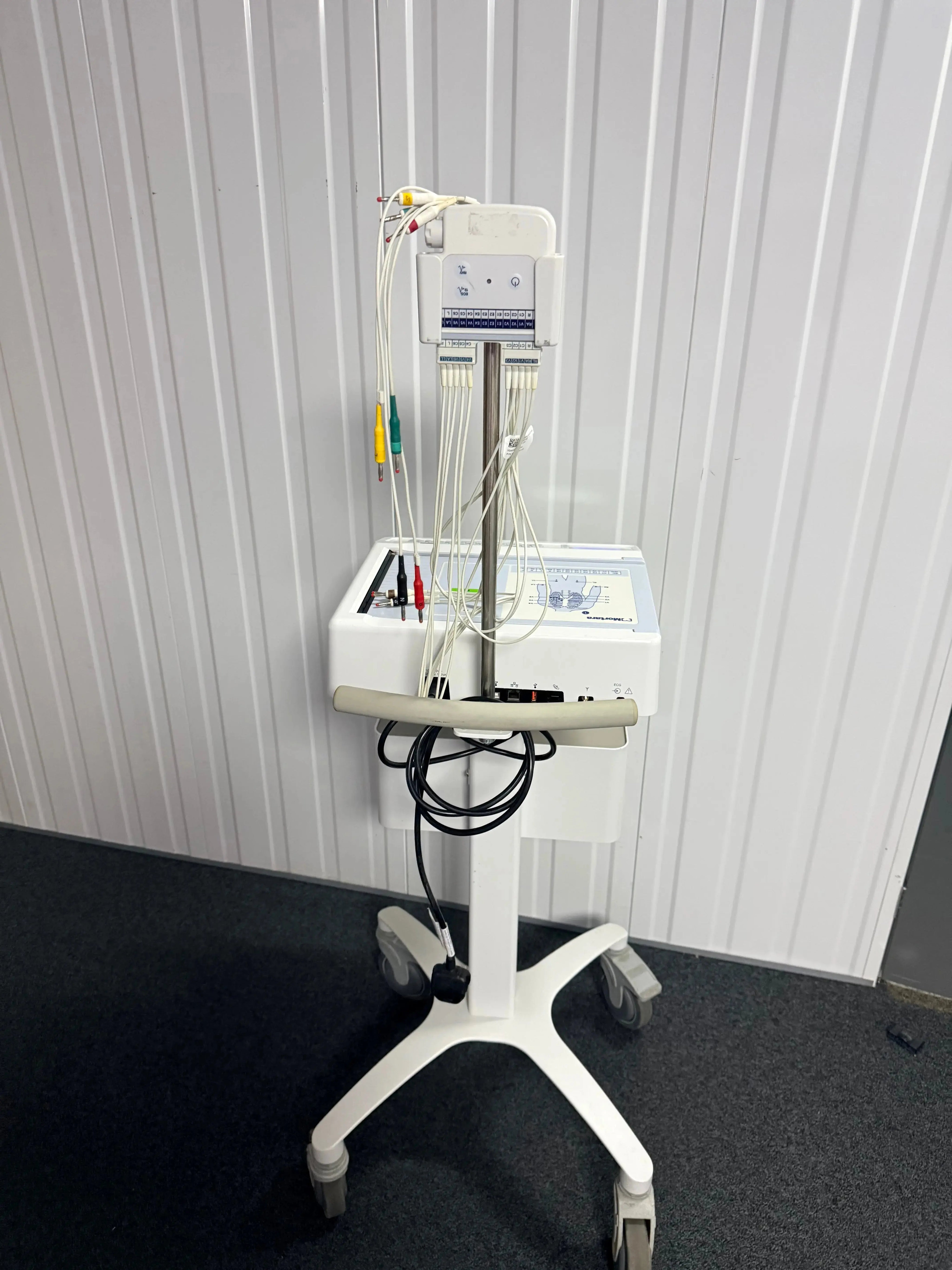 Mortara Instrument ELI 250 ECG Machine with ECG Leads SelfiMed UK