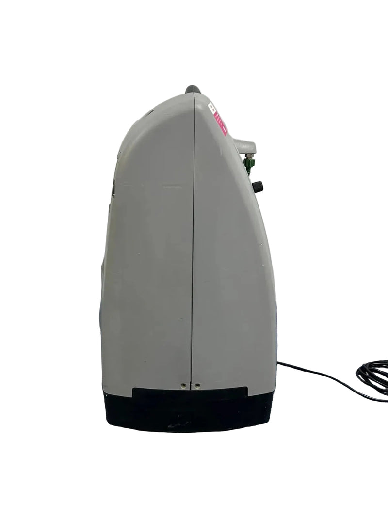 Nidek Nuvo 8 Mark 5 Oxygen Concentrator SelfiMed UK