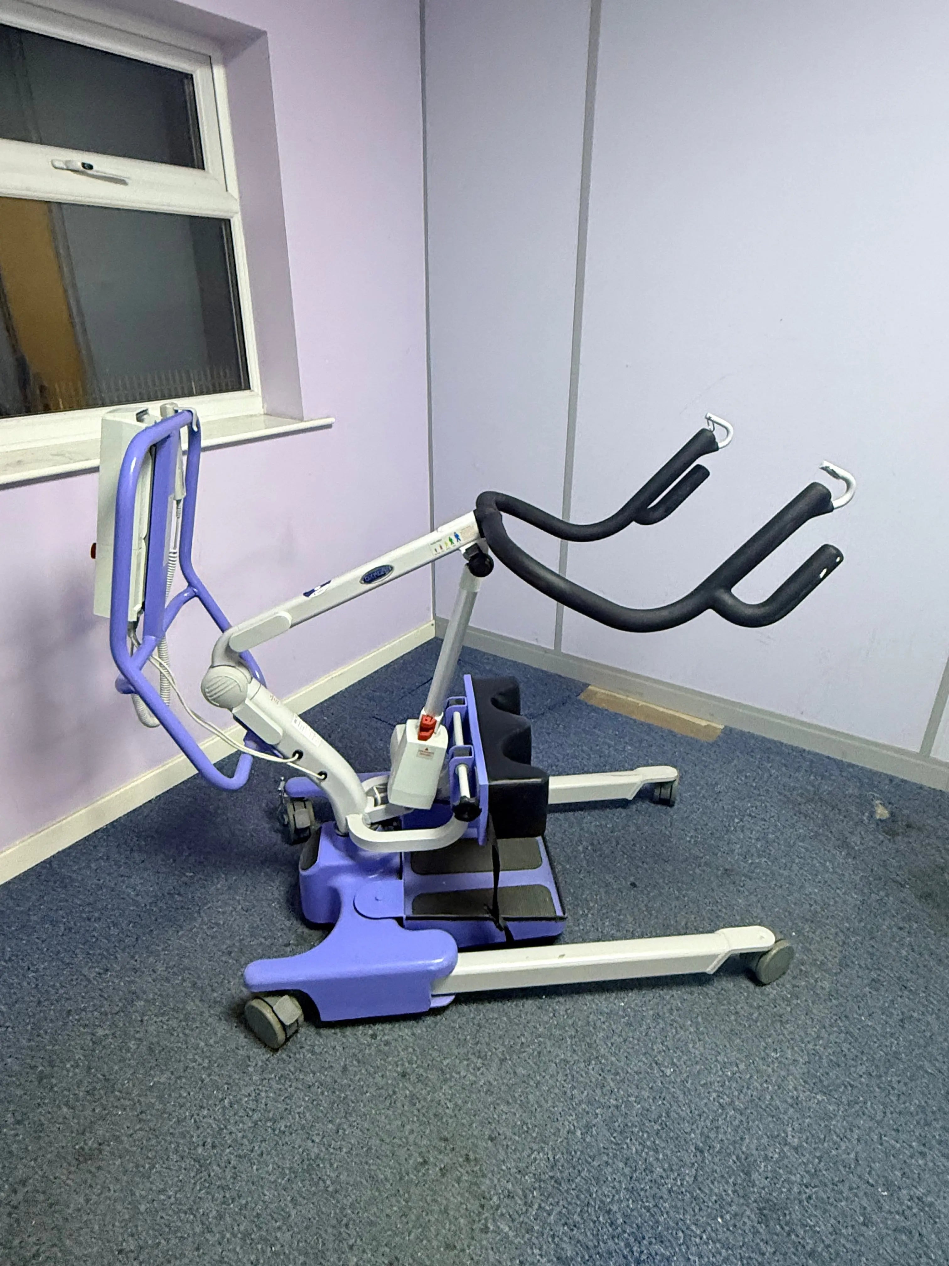 Oxford Arise Electric Patient Hoist SelfiMed UK