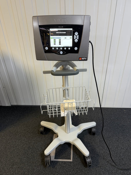 Paediatric and adult ventilator Vivo 60 bedside setup