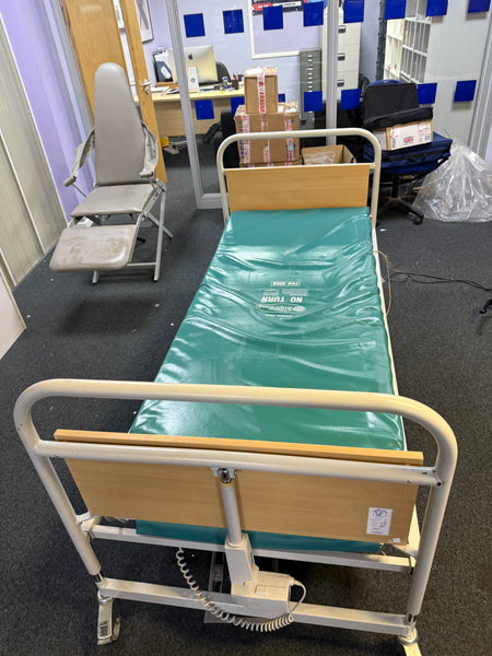 Park House Electric Hospital Bed with Green Hospital Bed Mattress
