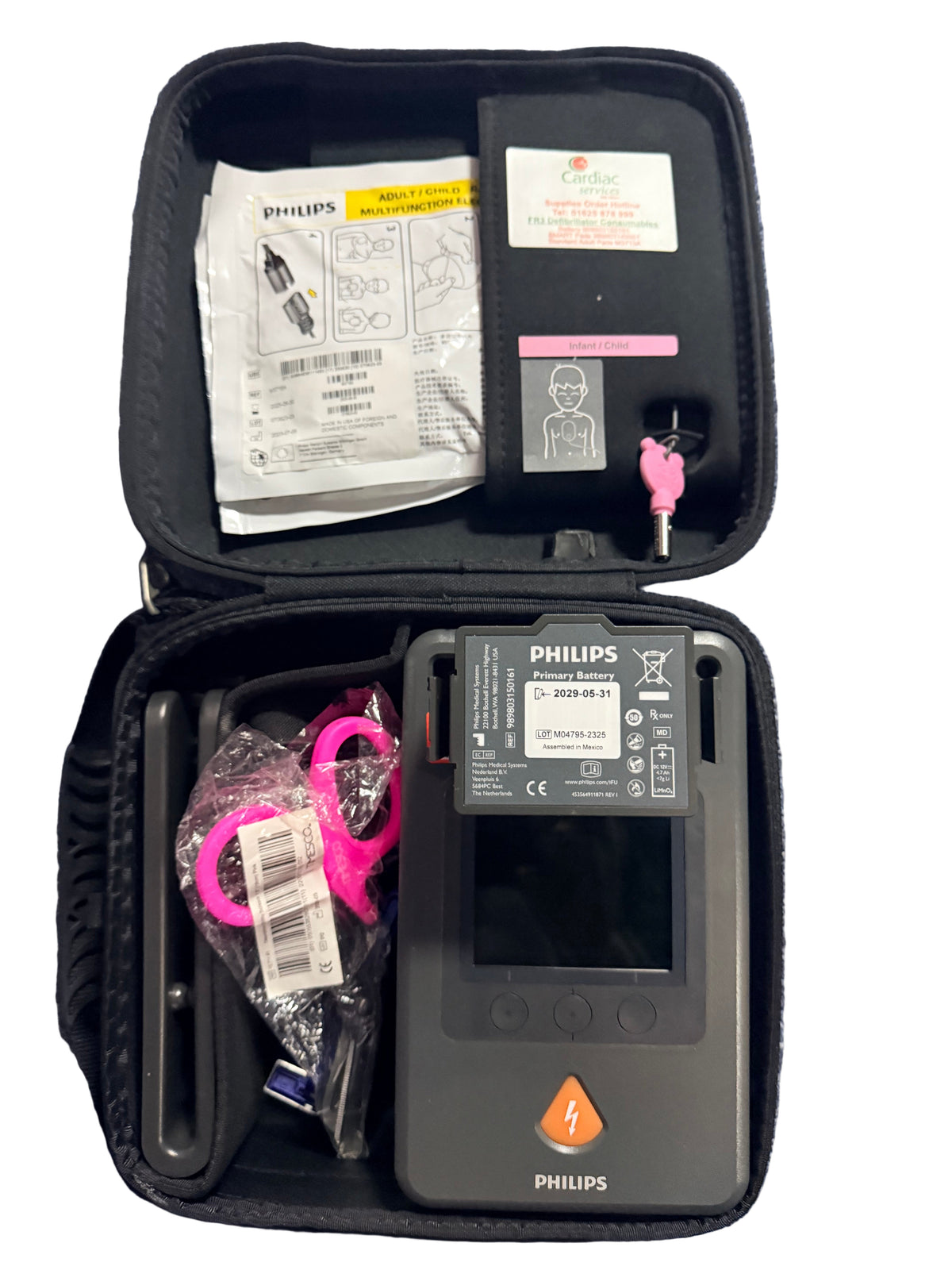 Philips HeartStart FR3 Defibrillator with Child Key Carry Case & Used Battery SelfiMed UK