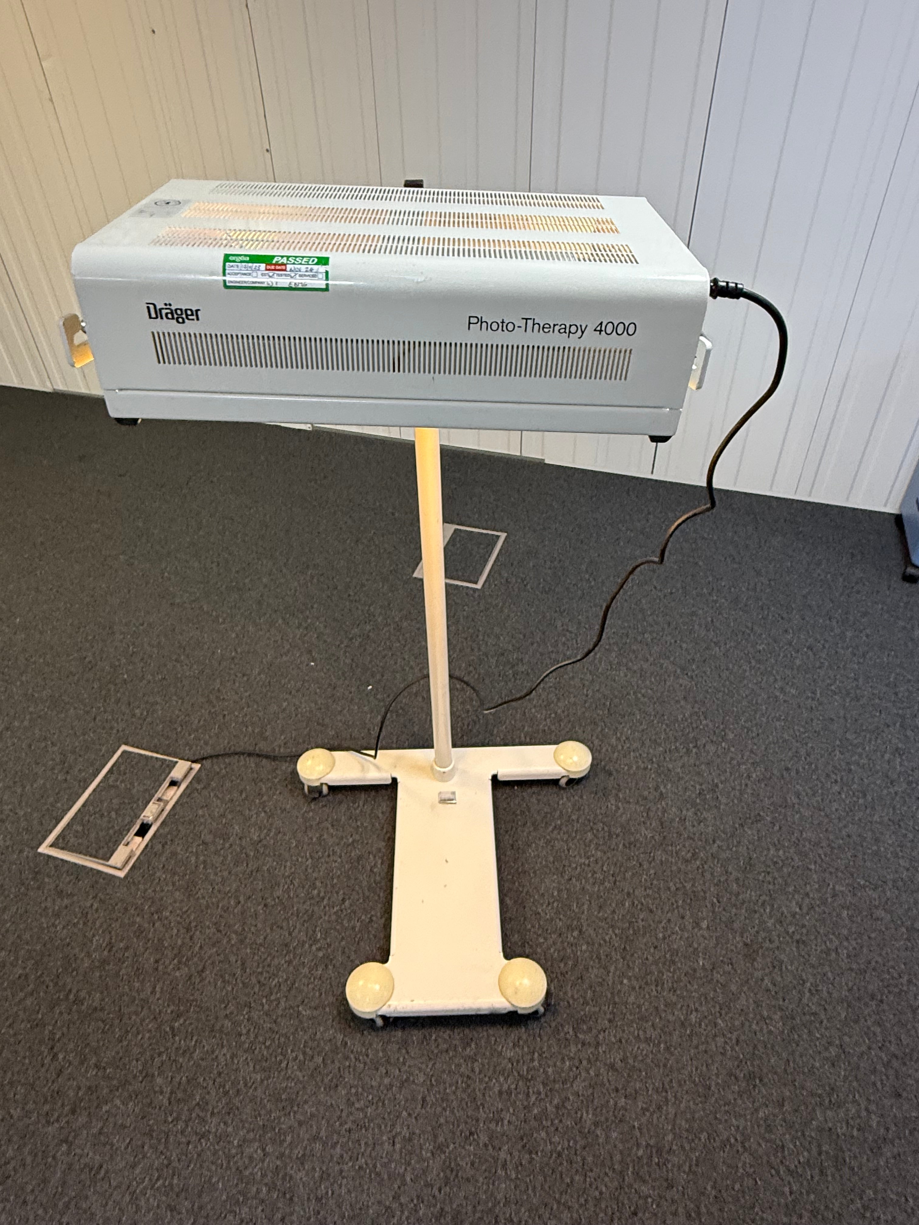 Draeger Photo-Therapy 4000 Lamp – Jaundice Management