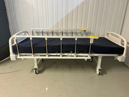 Quirumed A2k Mechanical Hospital Bed with Mattress SelfiMed UK