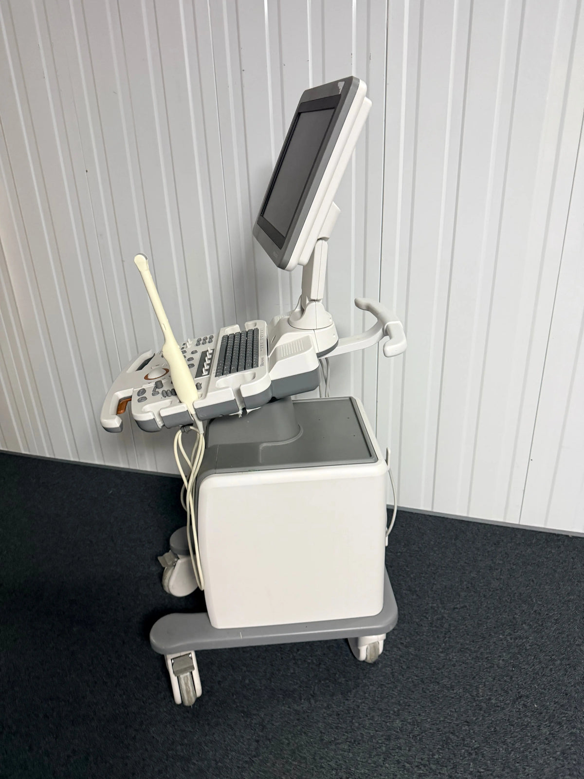 Samsung Medison SonoAce R5 Ultrasound Machine with EC4-9 Probe SelfiMed UK