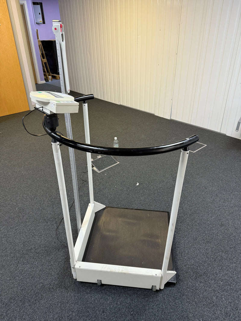 Seca medical scale showing TARE and BMI functions