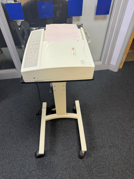 Side view of the Seca CT6i desktop ECG device with patient cable
