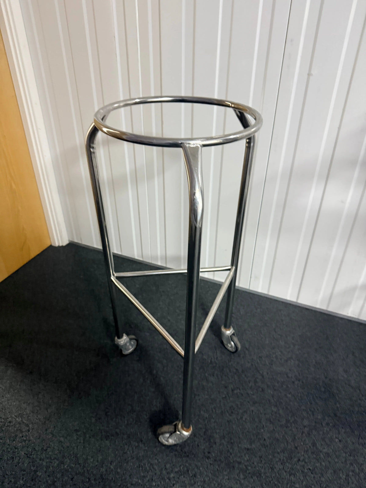 Stainless Steel Bucket SelfiMed UK