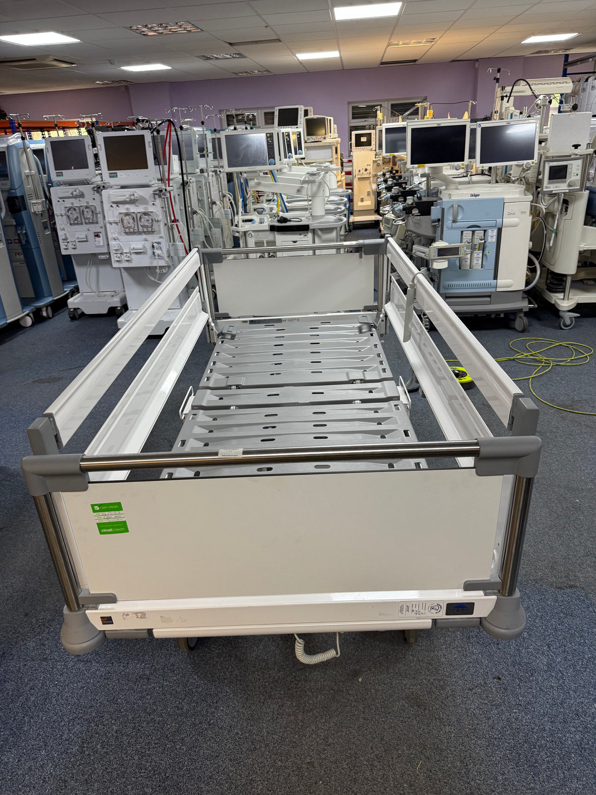 Stiegelmeyer Puro hospital bed on swivel castors