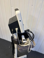 Temperature probe connected to Suntech vital signs monitor