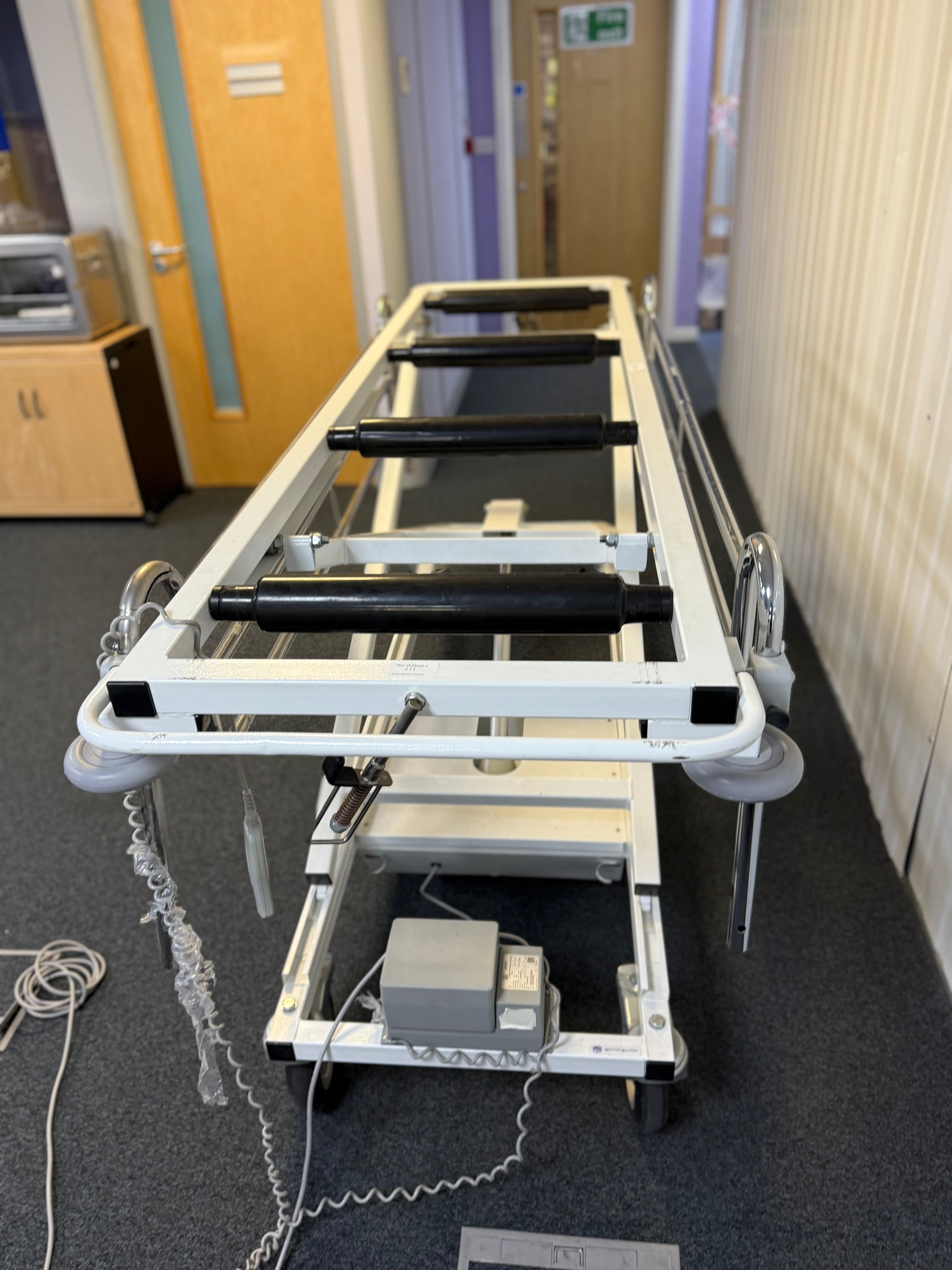 Top view of Electric mortuary table 