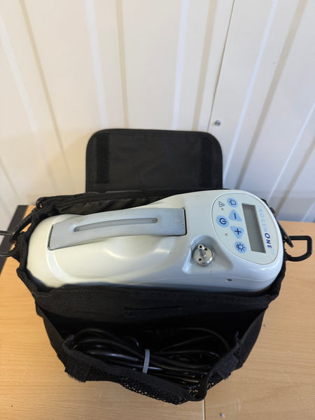 Top view of Inogen G2 unit inside a carry bag