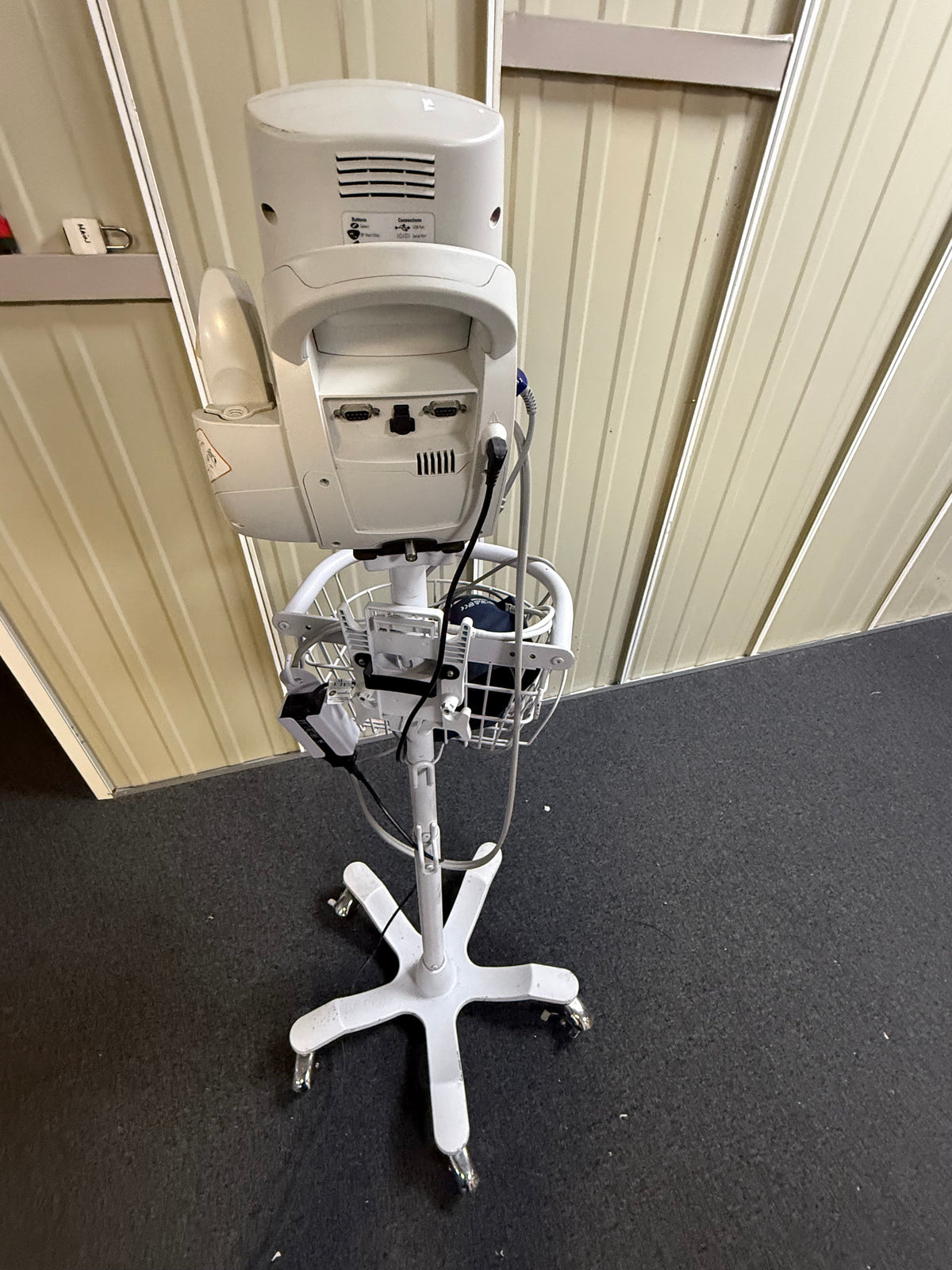 Welch Allyn LXI Spot Vital Signs Monitor on Stand with Power Supply and Accessories Welch Allyn