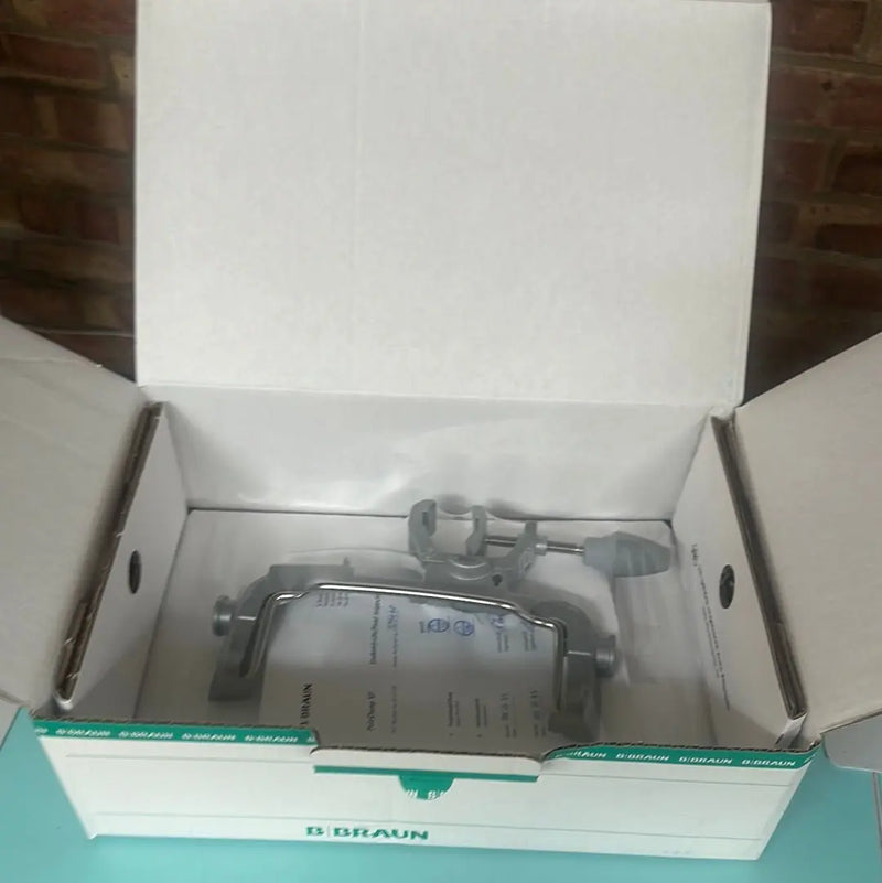 B. Braun Space Pole Clamp Tripod Clamp - SelfiMed UK