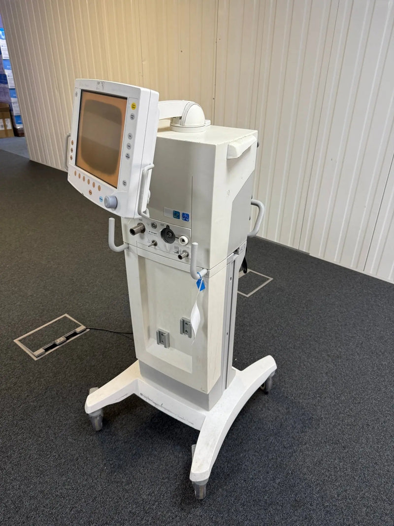 Datex Ohmeda Engstrom Carestation Ventilator with damaged screen - SelfiMed UK