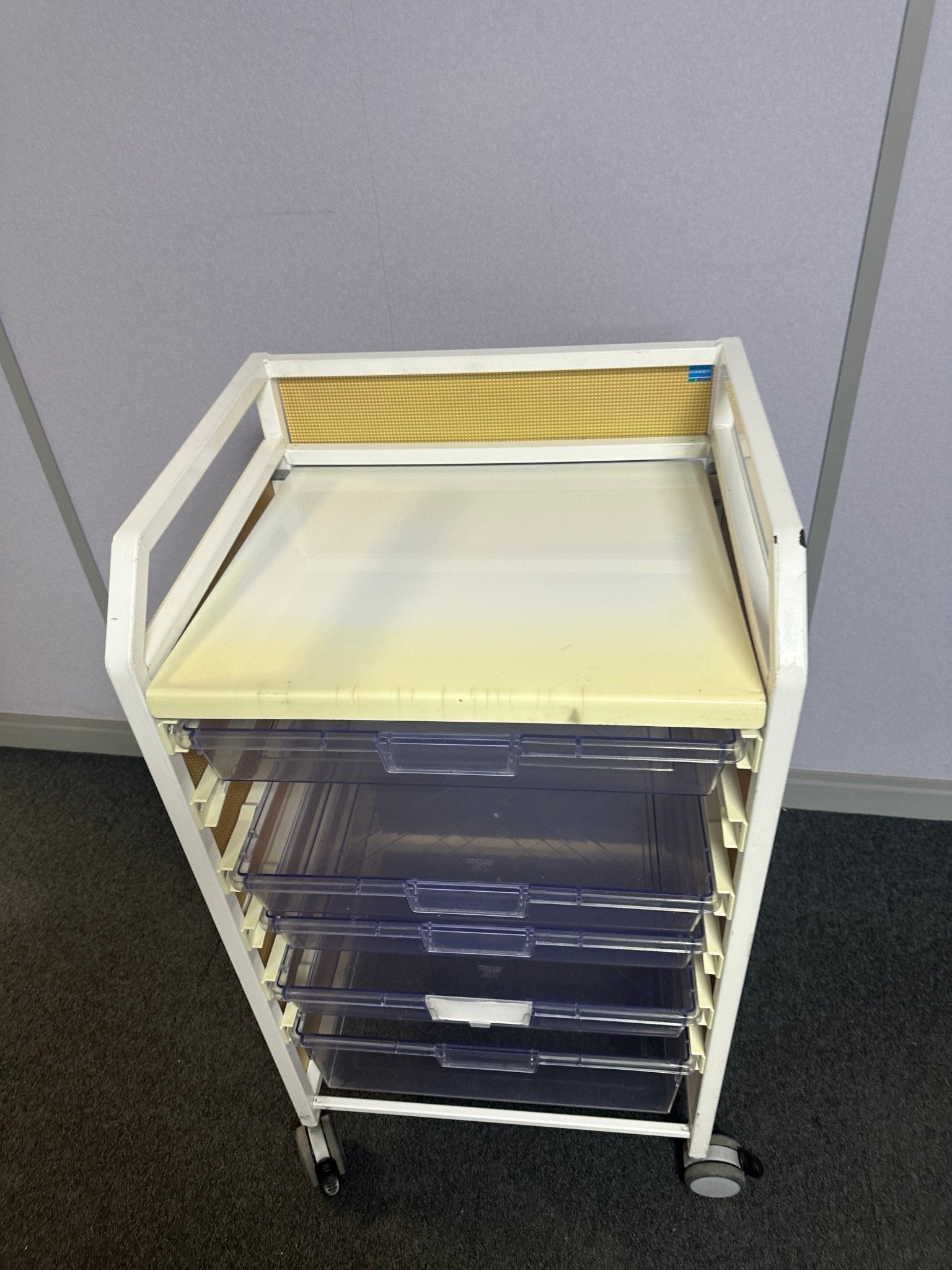 Doherty Mobile Drawer Unit - SelfiMed UK