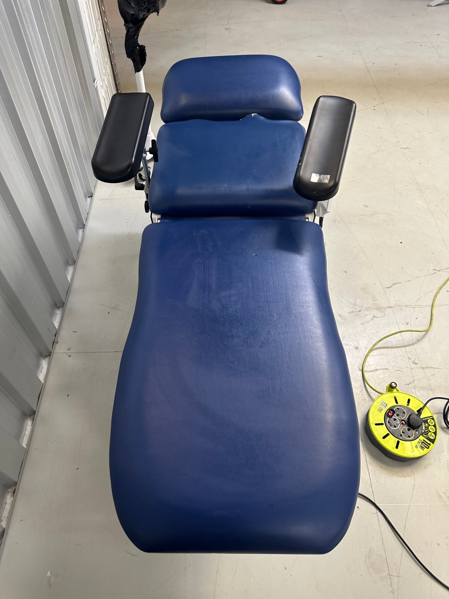 Electric Phlebotomy Chair - SelfiMed UK