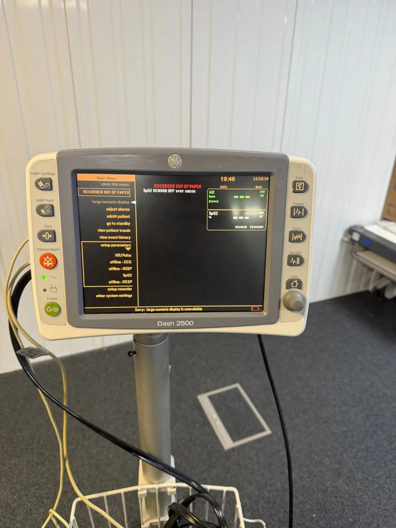 GE Dash 2500 Patient Monitor Including ECG, SpO2, NBP & Temp Cables - SelfiMed UK