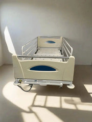 Huntleigh Contoura 480 Electric Hospital Bed with Arjo Pentaflex Mattress - SelfiMed UK