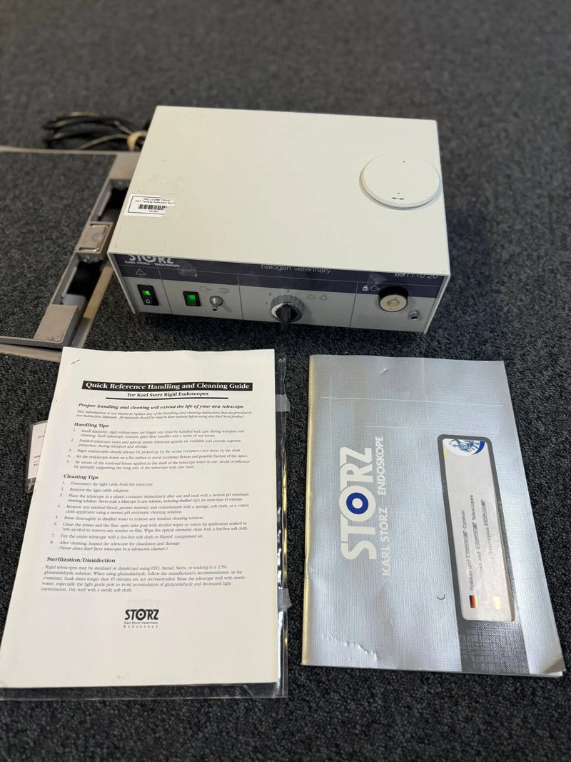 Karl Storz Halogen Beterinary 69111020 Light Source - SelfiMed UK