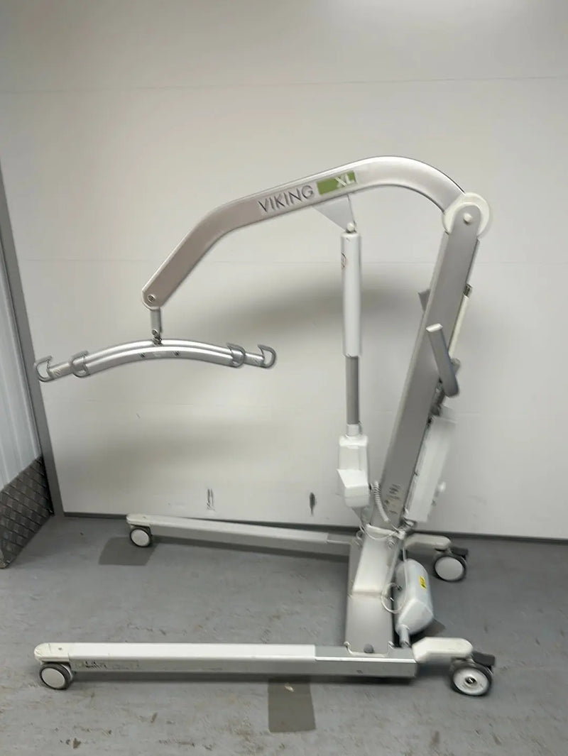 Liko Viking XL Patient Hoist with Battery and Remote Control - SelfiMed UK
