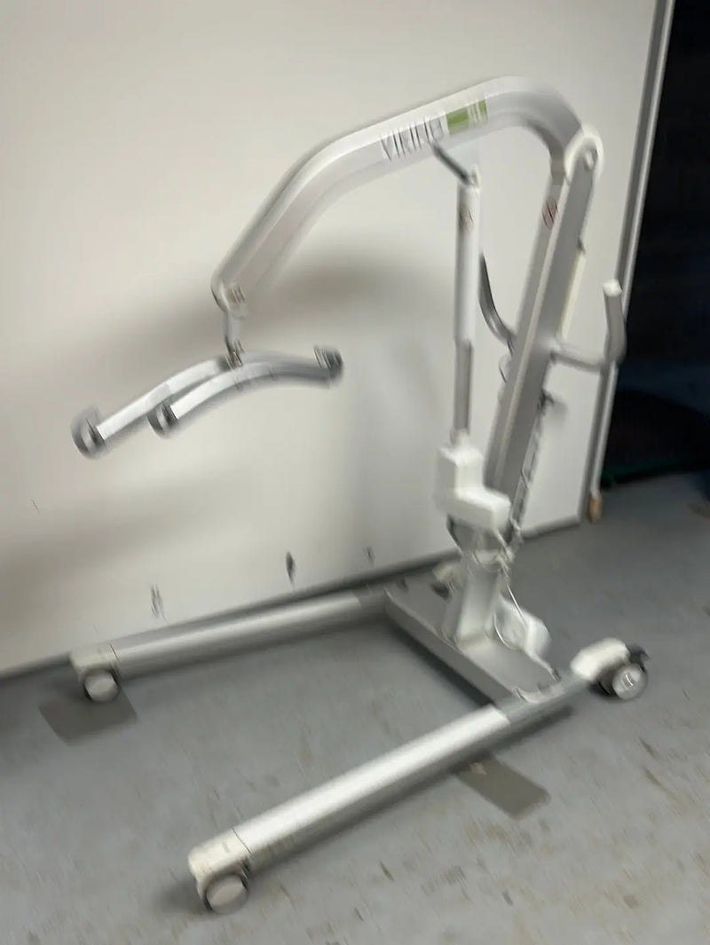 Liko Viking XL Patient Hoist with Battery and Remote Control - SelfiMed UK