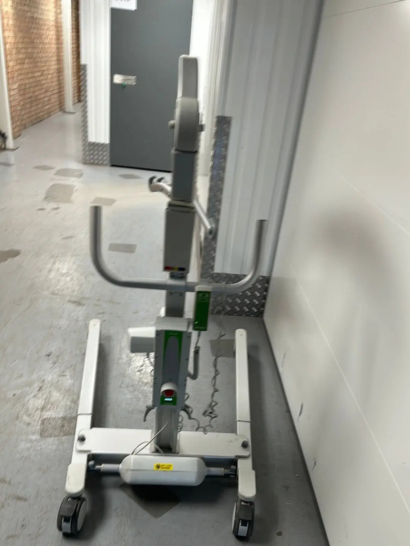 Liko Viking XL Patient Hoist with Battery and Remote Control - SelfiMed UK