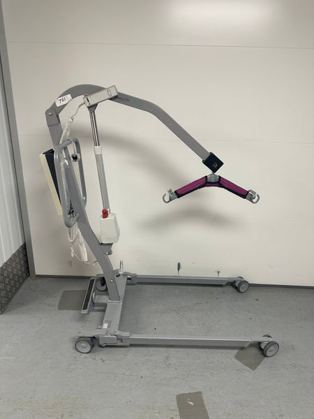 Mackworth M180 Electric Patient Hoist - SelfiMed UK