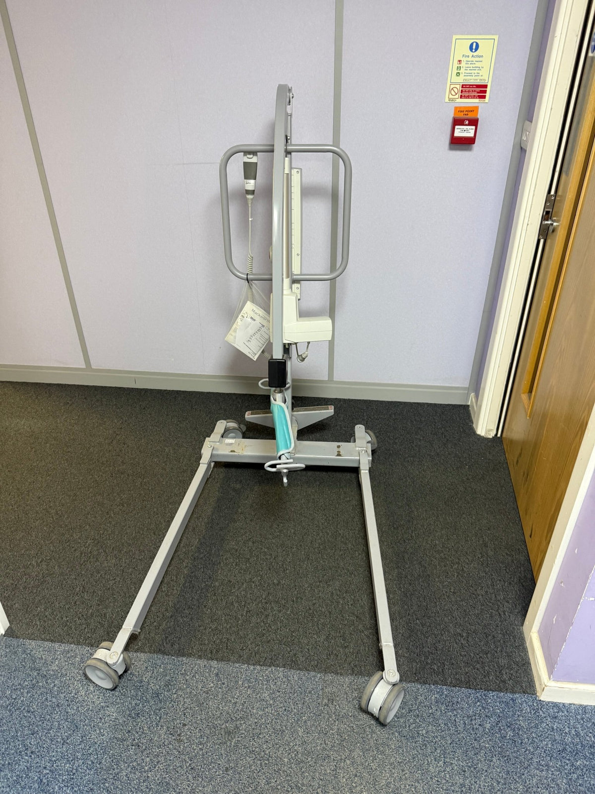 Mackworth M180 Electric Patient Hoist - SelfiMed UK