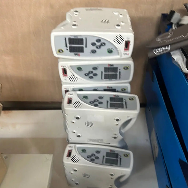 Masimo Set Rad - 8 Signal Extraction Pulse Oximeter with Masimo Lead - SelfiMed UK