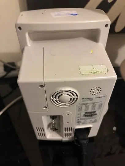 Mindray Datascope Accutorr V Plus Patient Monitors With SPO2, NIBP & Printer Op - SelfiMed UK