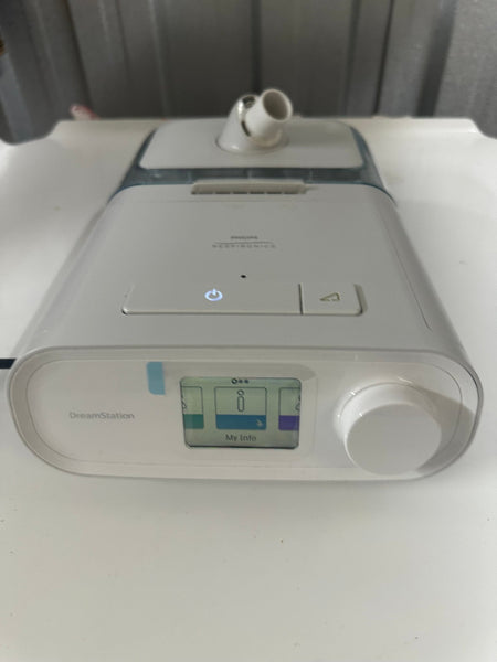 Philips Respironics DreamStation Auto CPAP Machine with Humidifier - SelfiMed UK