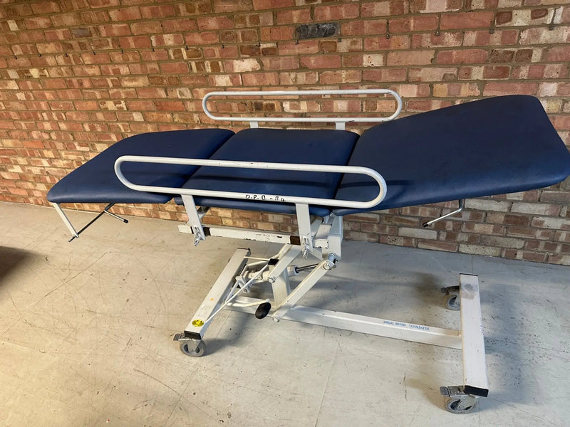 Plinth Co Hydraulic 3 Way Patient Examination Couch with Side Rails - SelfiMed UK
