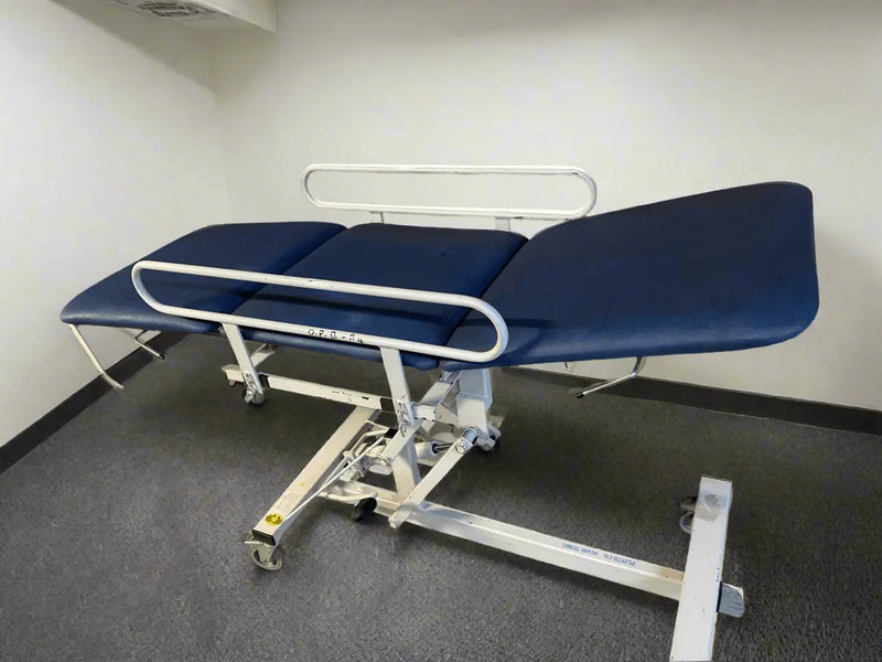 Plinth Co Hydraulic 3 Way Patient Examination Couch with Side Rails - SelfiMed UK