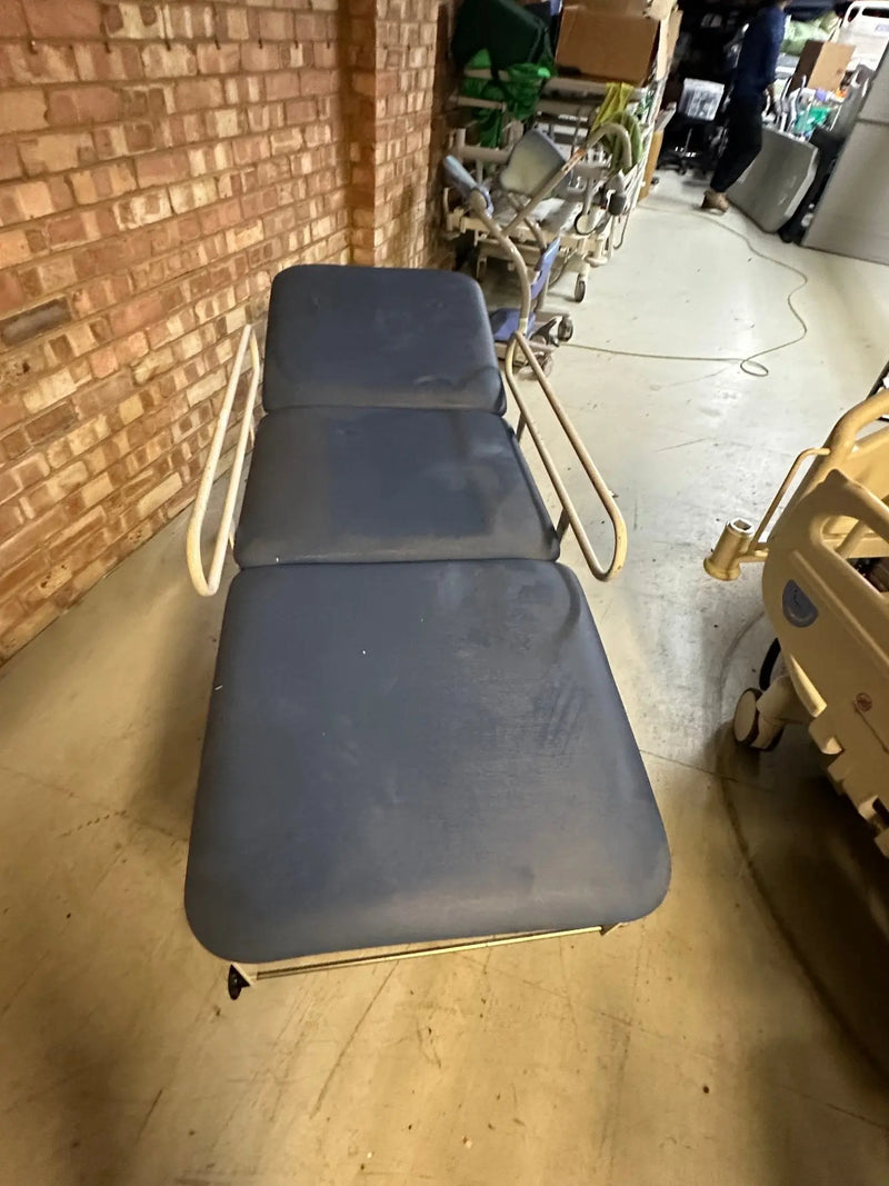 Plinth Co Hydraulic 3 Way Patient Examination Couch with Side Rails - SelfiMed UK