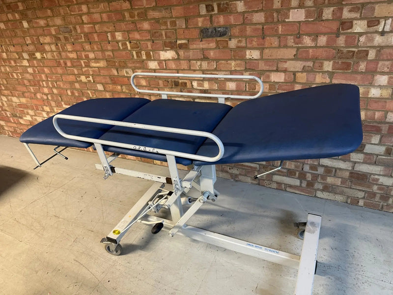 Plinth Co Hydraulic 3 Way Patient Examination Couch with Side Rails - SelfiMed UK