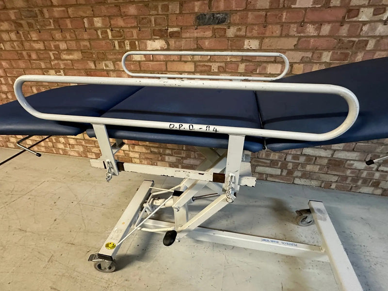 Plinth Co Hydraulic 3 Way Patient Examination Couch with Side Rails - SelfiMed UK